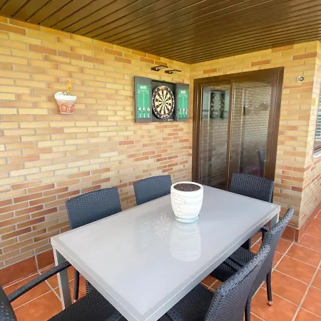 Apartamento Aires De Toledo-parque Warner Y Madrid En Familia