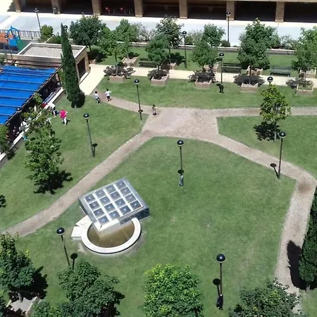 Aires De Toledo-parque Warner Y Madrid En Familia *