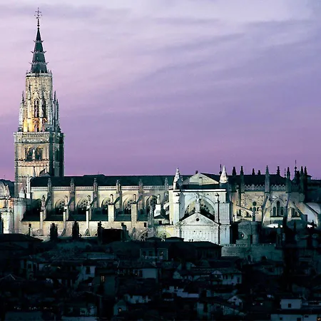 Aires De Toledo-parque Warner Y Madrid En Familia *
