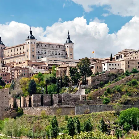 Aires De Toledo-parque Warner Y Madrid En Familia Apartment